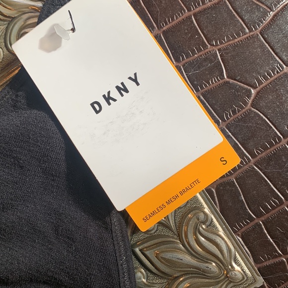 🌹DKNY• 2 New Ultra Soft Seamless Mesh Adjustable Designer Black Bralettes - Picture 4 of 11